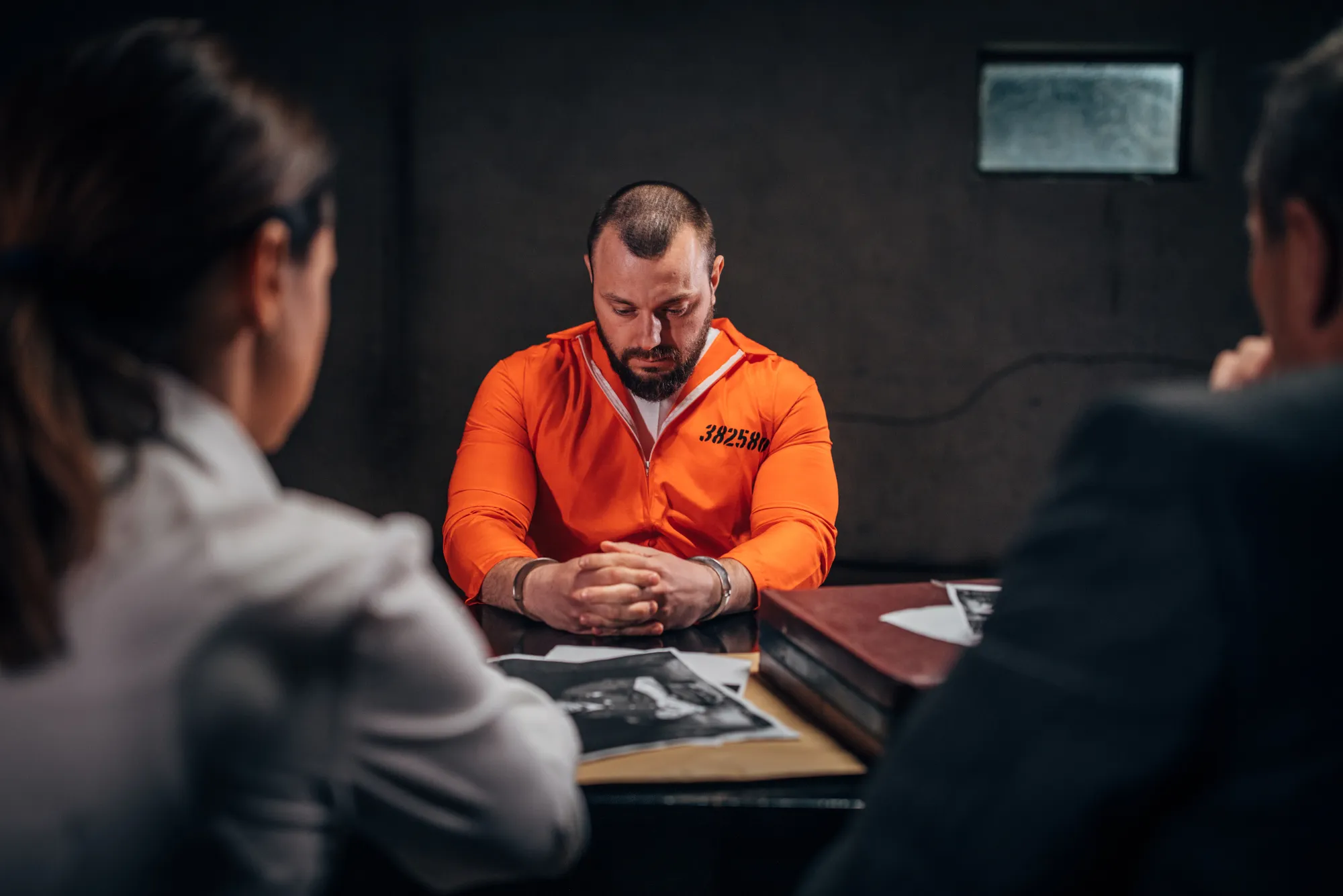 When should I contact criminal lawyers in Dubai if I’m under investigation