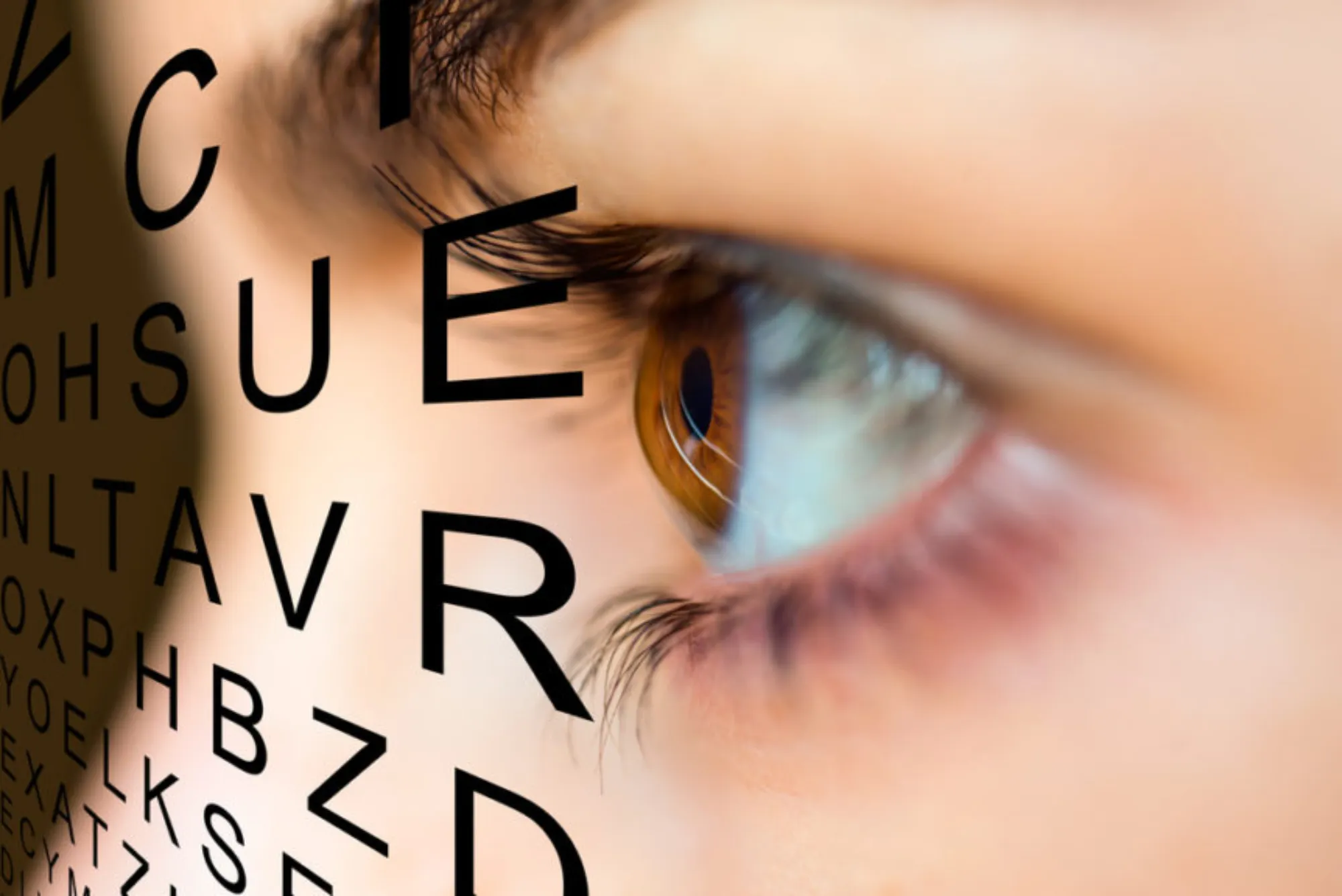 أفضل دكتور عيون